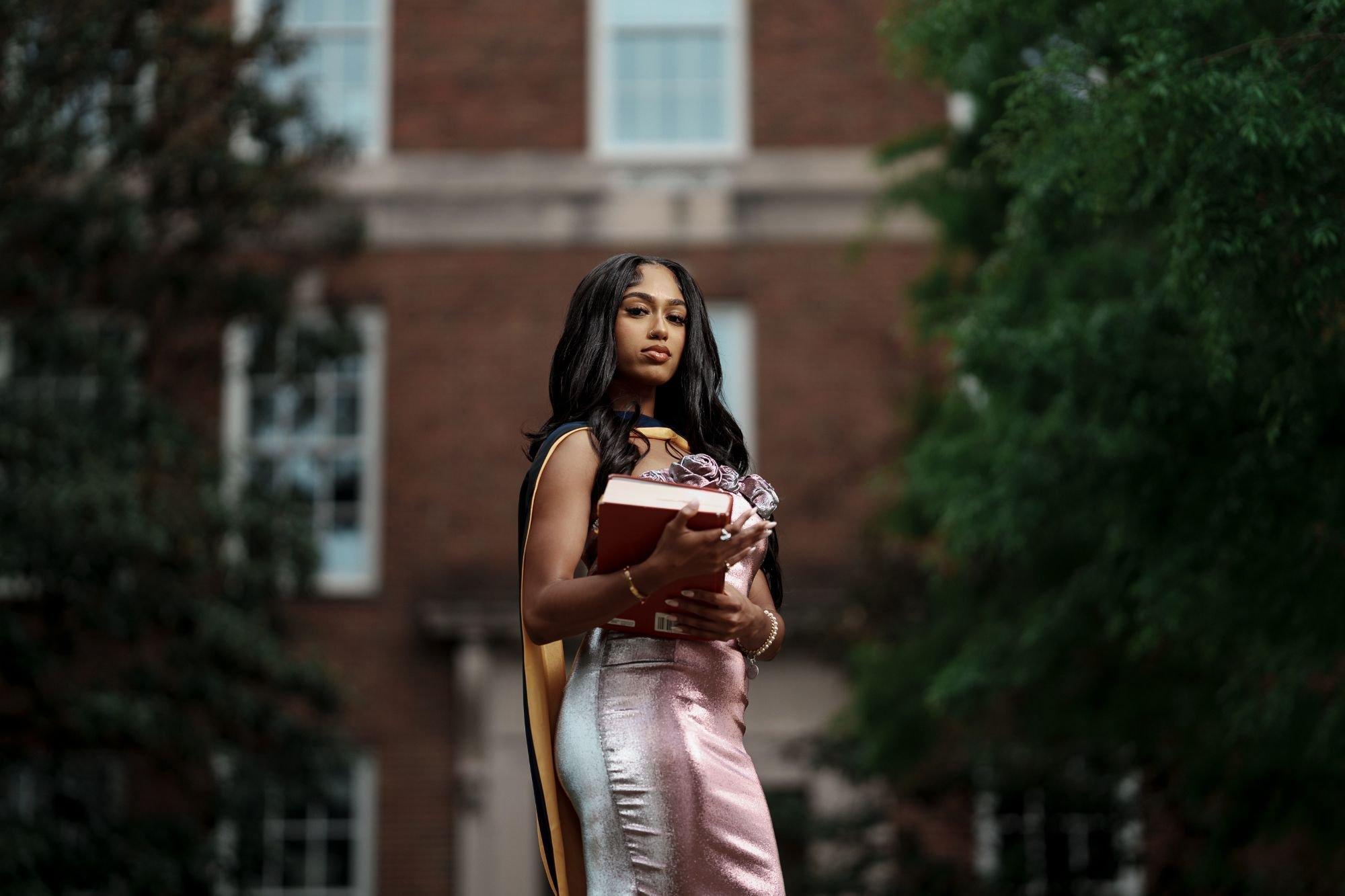 carousel-hero-element image-0