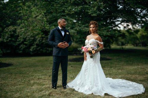 carousel-hero-element image-1