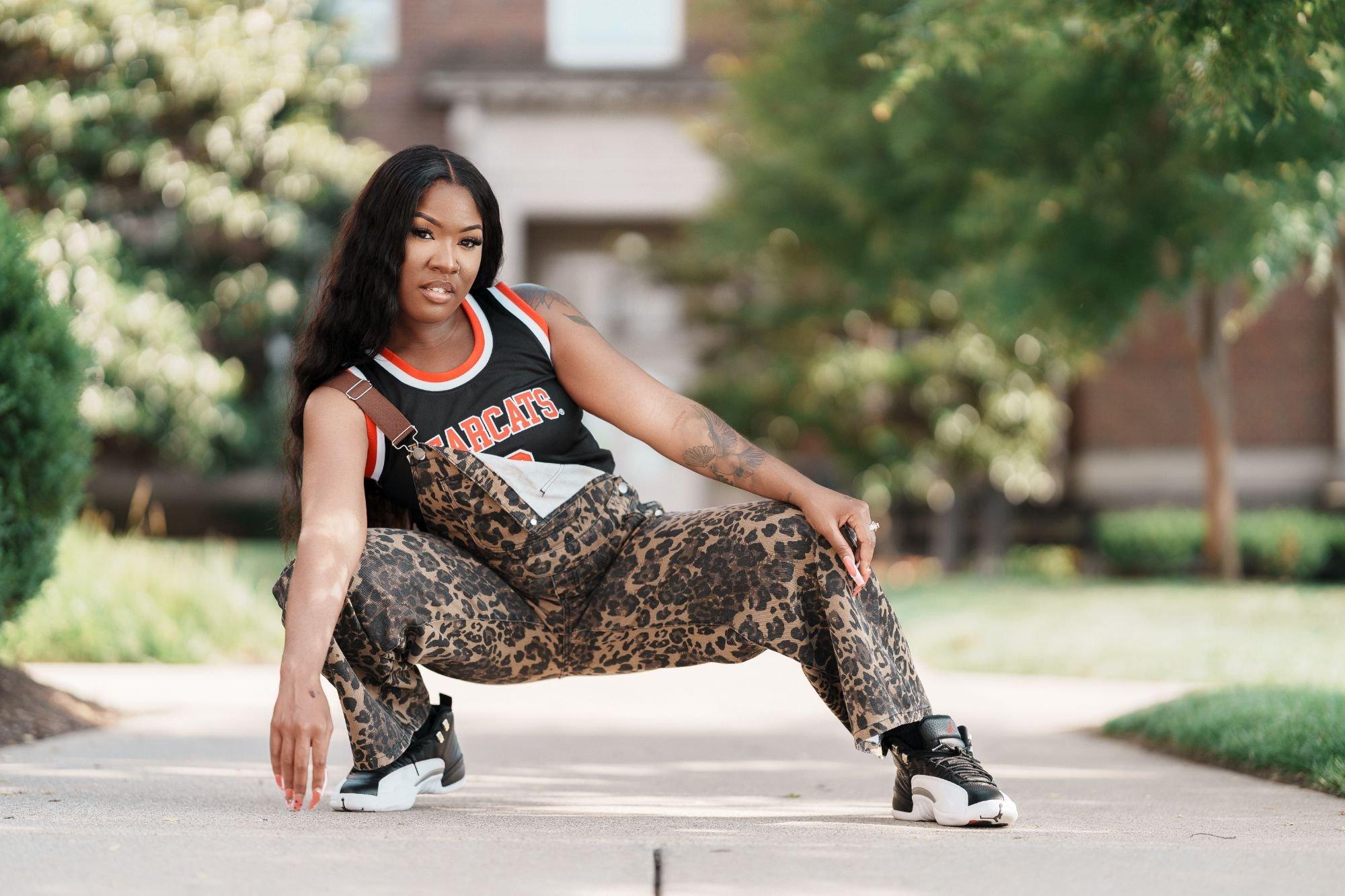 carousel-hero-element image-4