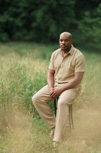 mobile - carousel-hero-element image-1