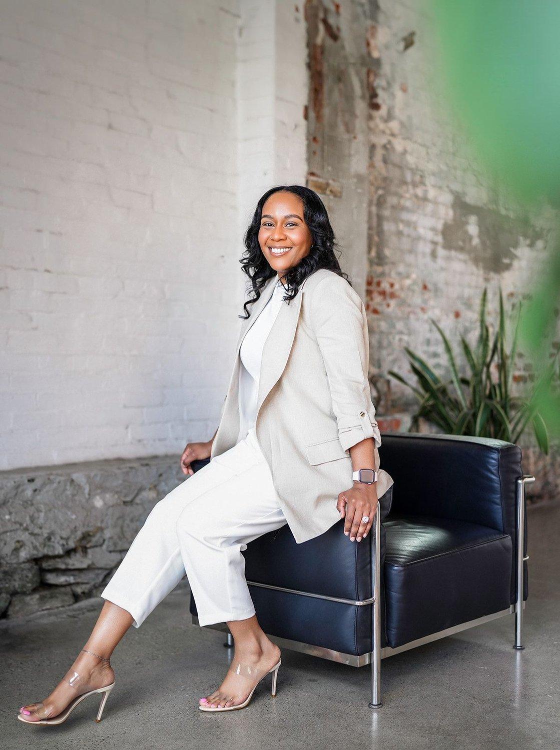 carousel-hero-element image-2