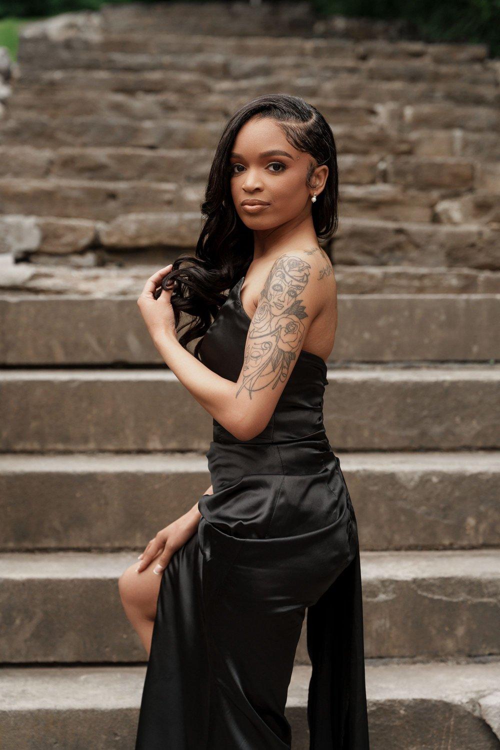 carousel-hero-element image-18