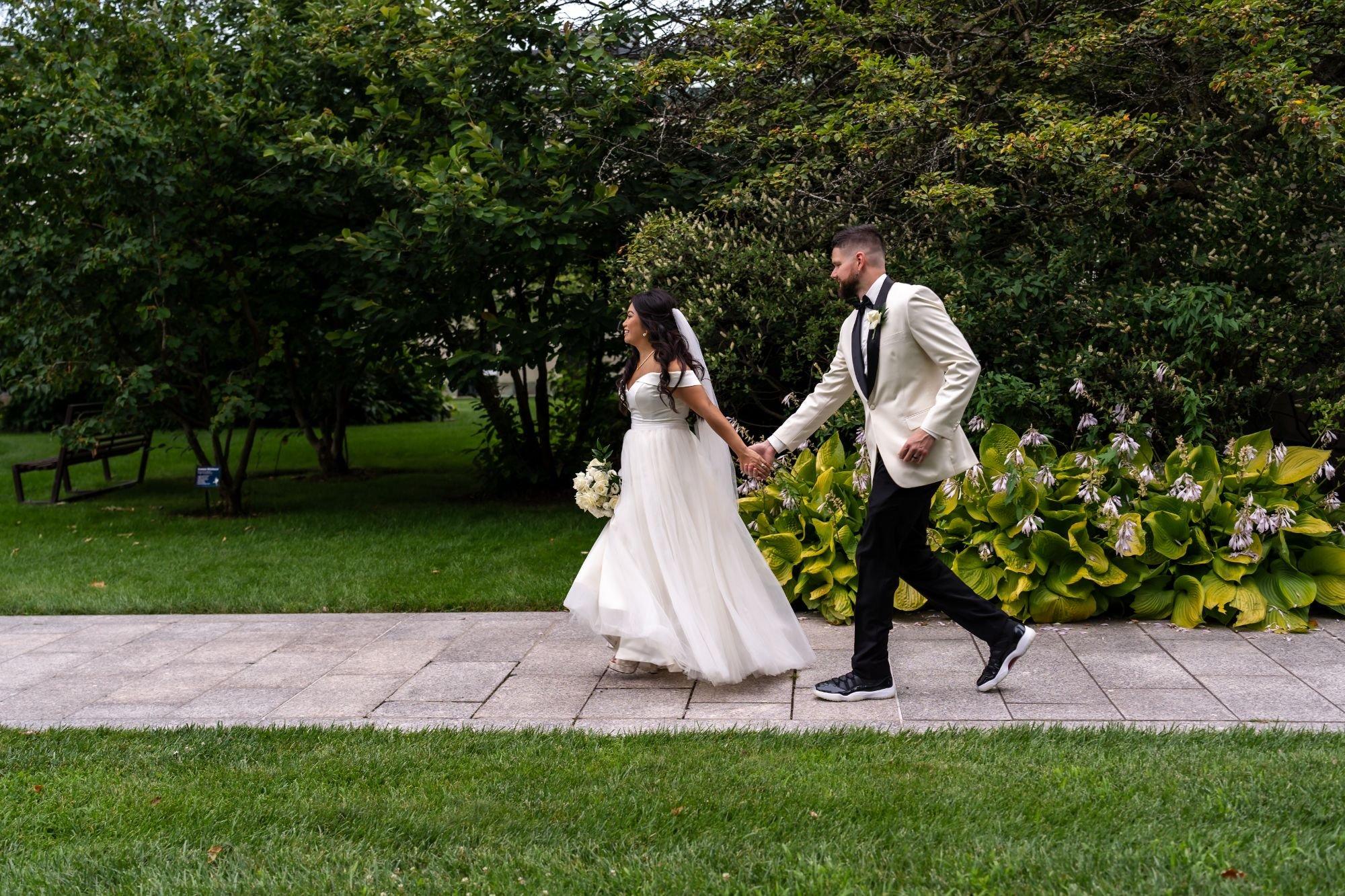 carousel-hero-element image-3